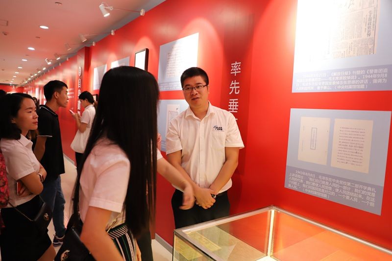 油煙凈化器，油煙凈化設(shè)備，油煙凈化機