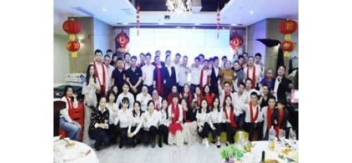 鼠報(bào)春來(lái)福滿門 廣杰集團(tuán)喜迎2020春節(jié)晚會(huì)