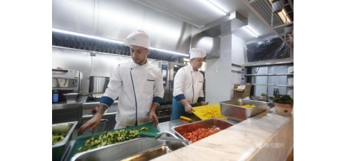 溫馨提示：油煙凈化器一定要定期清洗！